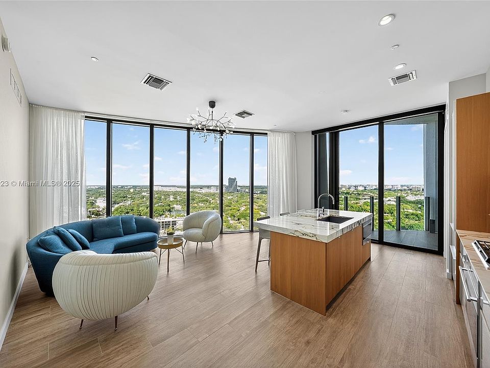 1st image of 2831 S Bayshore Dr #Penthouse 8