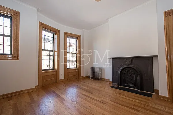 Rented by Brick&Mortar | media 10