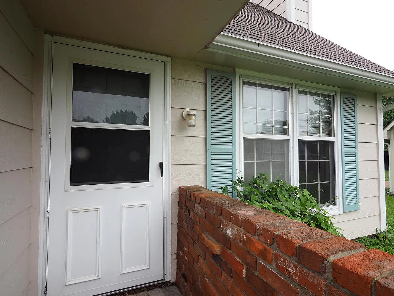 2 bed, 1080 sqft, $1,065 — Photo 2