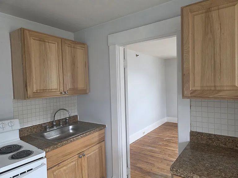 10 N Main St #2 — Photo 2