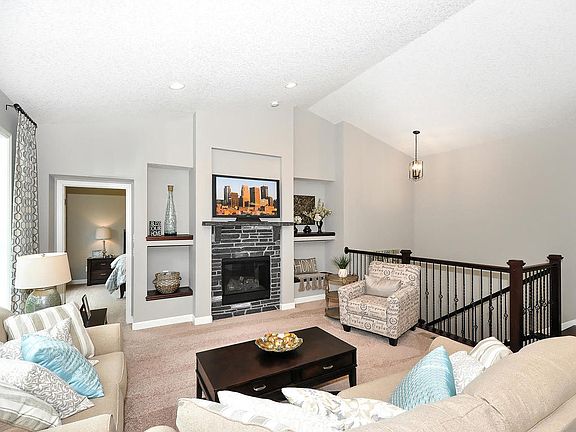 Photos of a similar Monroe home