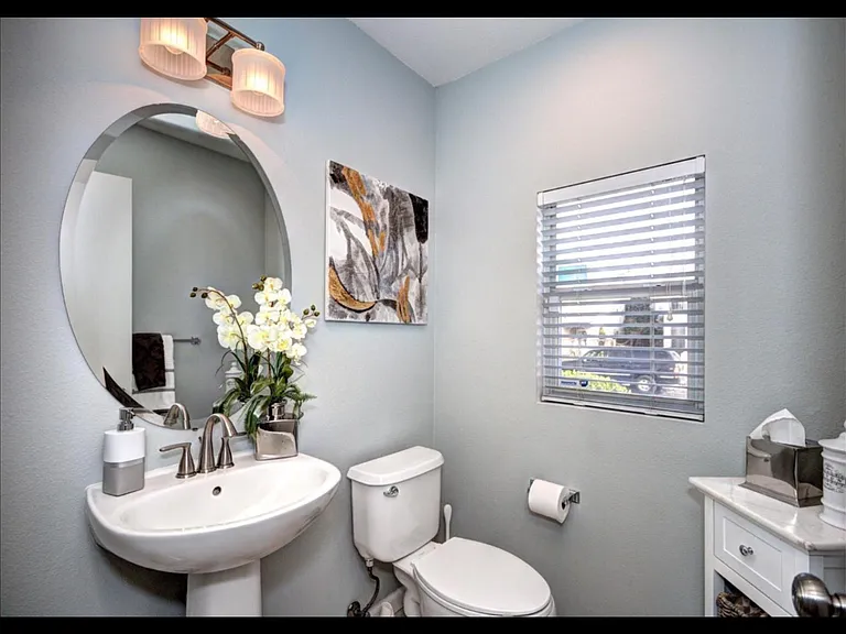 8751 Arbor St — Photo 11