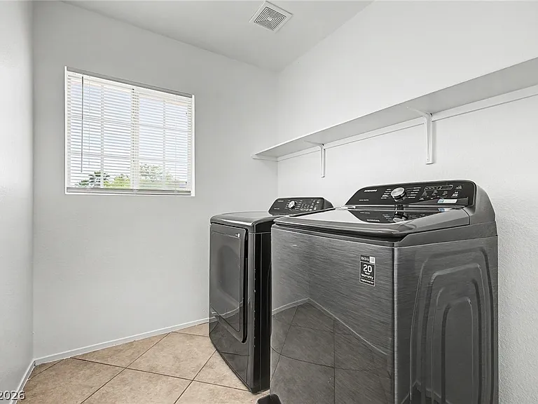 1016 Monarch Mystic Ave — Photo 31