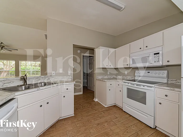 2242 Sagebloom Ter — Photo 6