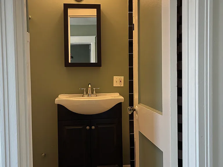389 Abbott Rd #B — Photo 10