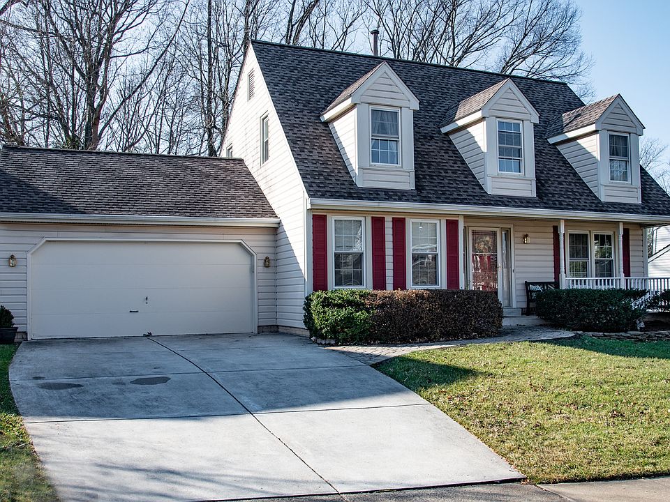 1st image of 9119 Lake Braddock Dr