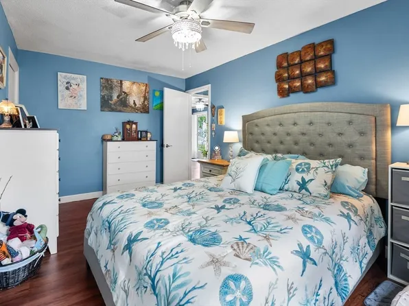 75 Outer Dr Unit 75, Chicopee, MA 01022