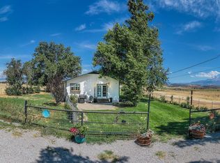 11820 Old Highway 99 S, Grenada, CA 96038