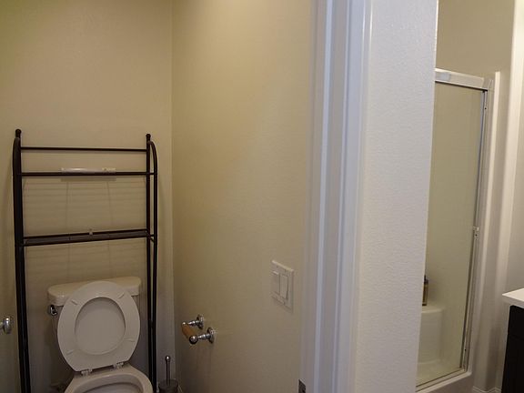 3rd image of 908 N Bouquet Ct Unit D
