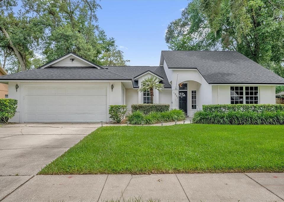 1st image of 1237 Erik Ct