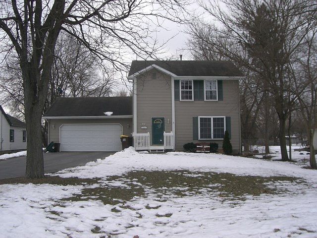1st image of 807 Clifford Ave