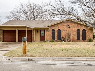620 S Kate St, White Settlement, TX, 76108