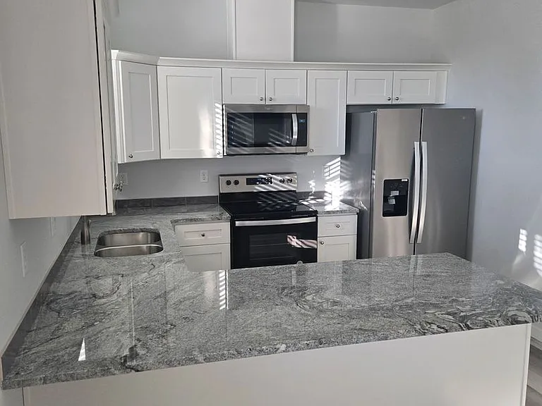 405 Willamette St — Photo 46