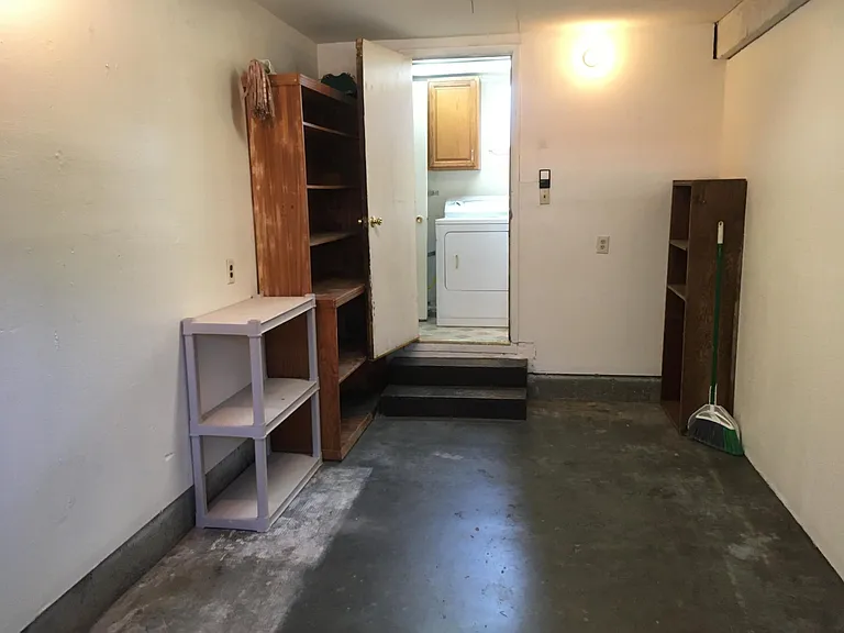 3808 Larch Ave #1 — Photo 6