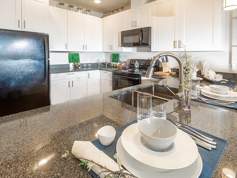 Artesian Springs Apartments — Photo 6