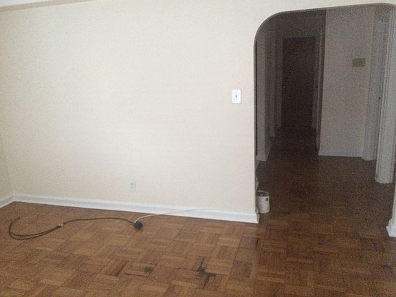2nd image of 103 Wakefield Avenue # 1 St Floor
