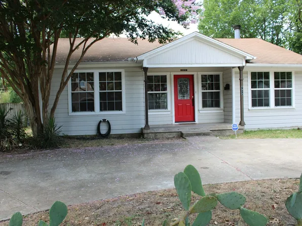 1313 Casa Vale Dr, Dallas, TX 75218