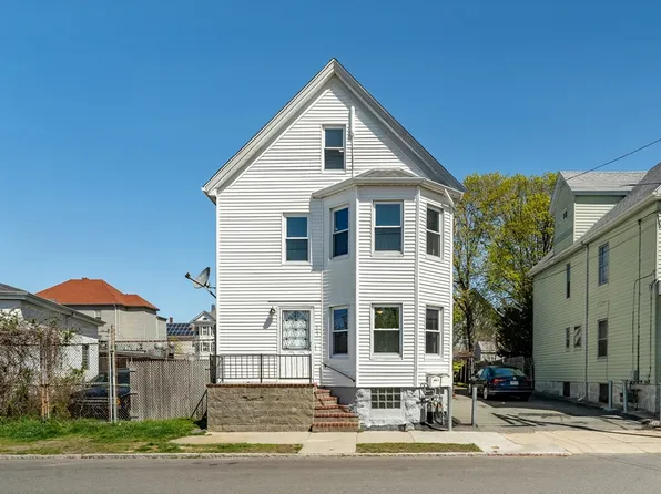 361 Davis St, New Bedford, MA 02746
