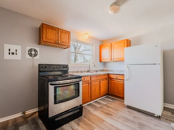 275 Park Rd #275, Hamden, CT 06517