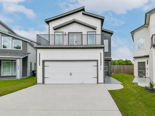 9202 Buffum St, Houston, TX 77051