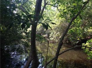 2413 Robertsdale Dr, Gautier, MS 39553