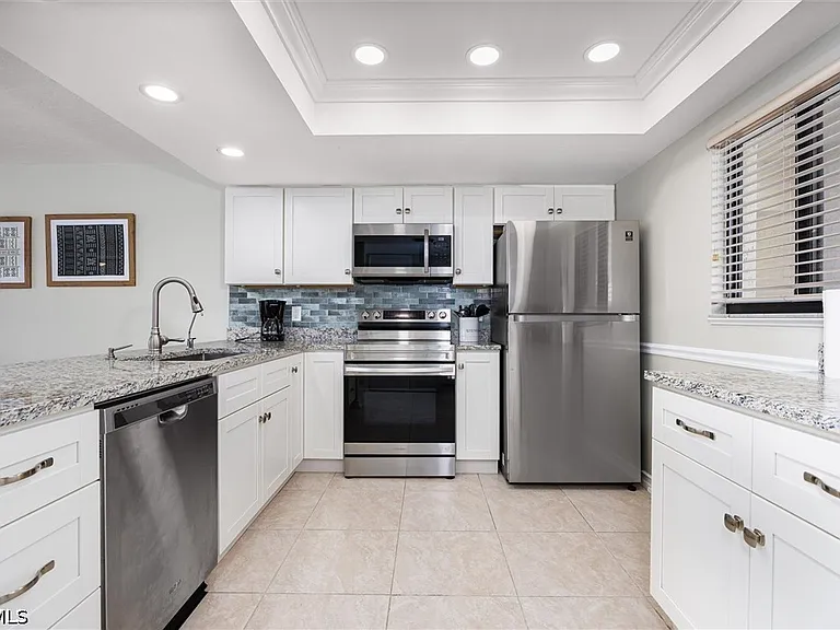 16200 Bay Pointe Blvd #206 — Photo 6