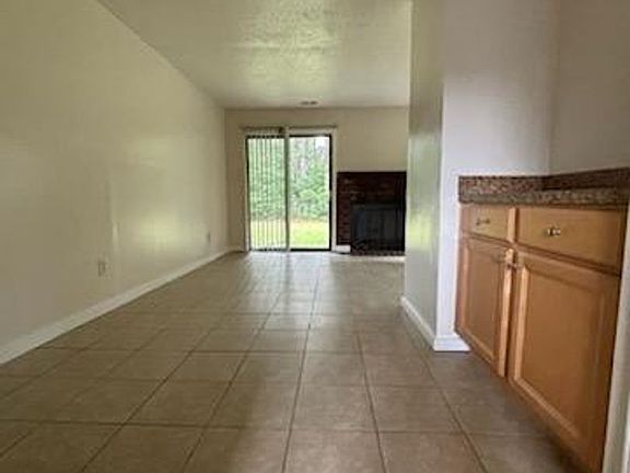 3rd image of 176 Brown Blvd #7A