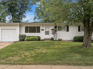 2640 Flamingo Dr, Florissant, MO