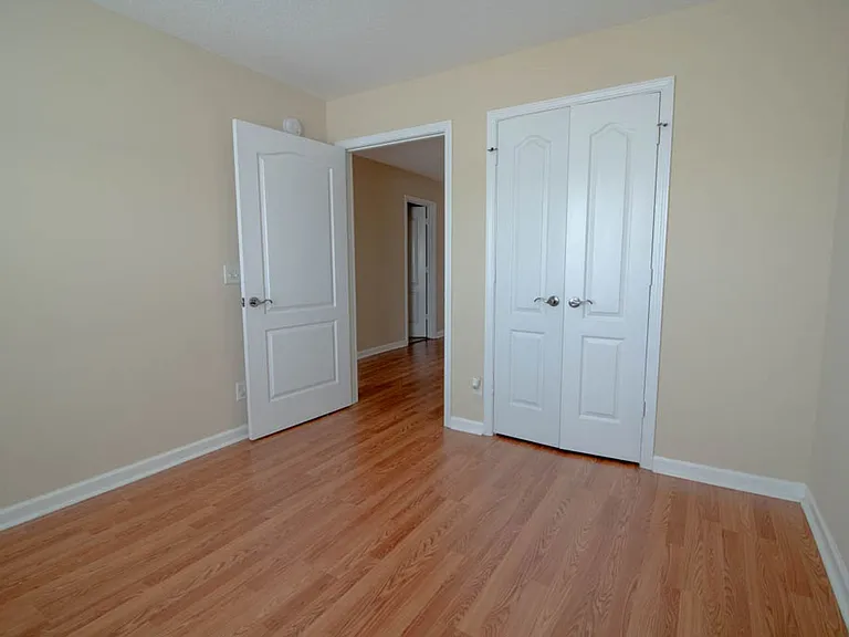 127 Ventura Pl — Photo 13