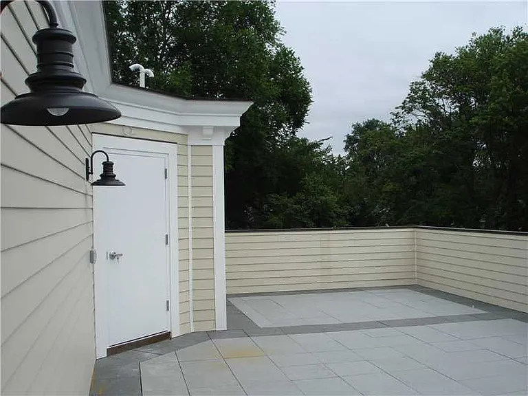 264 Sound Beach Ave — Photo 12