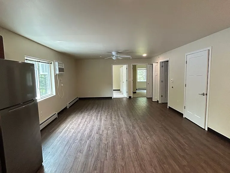 1303 Foothill Ave — Photo 15