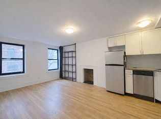 58 W 8th St APT 4E, New York, NY 10011