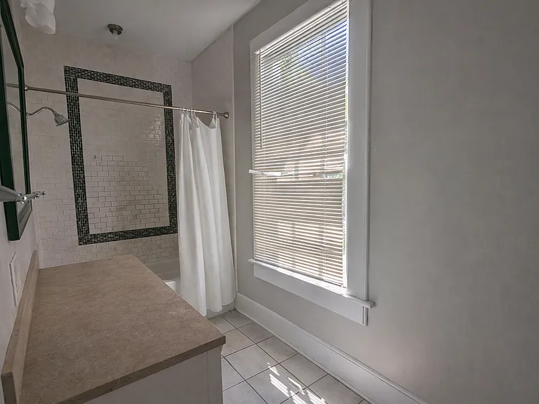 2115 Wallace St — Photo 22