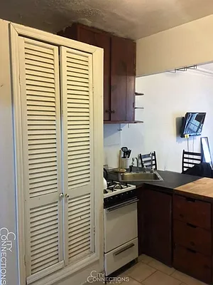 Rented by City Connections Realty | media 23