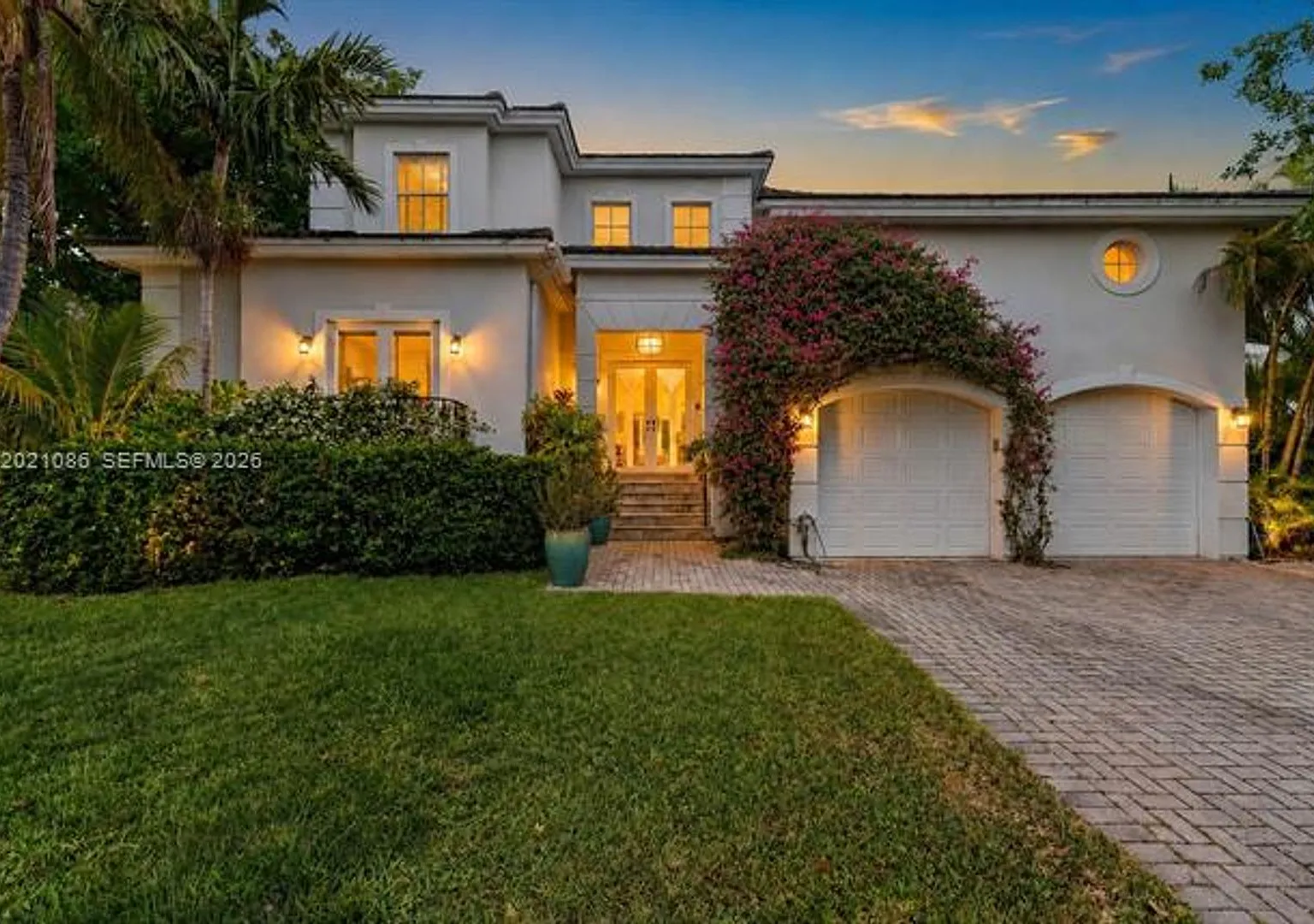 442 Ridgewood Rd # 442, Key Biscayne, FL 33149 — Photo 1