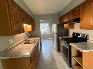 1979 Dunmore Pl, Hoffman Estates, IL 60169