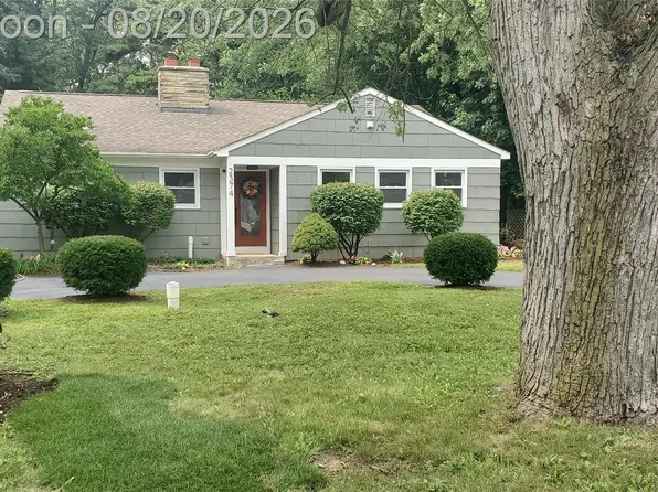 2374 Rutherford Rd, Bloomfield Hills, MI 48302