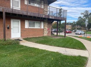 1480 S Busse Rd APT 1F, Mount Prospect, IL 60056
