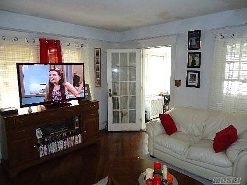 3rd image of 11951 177th St