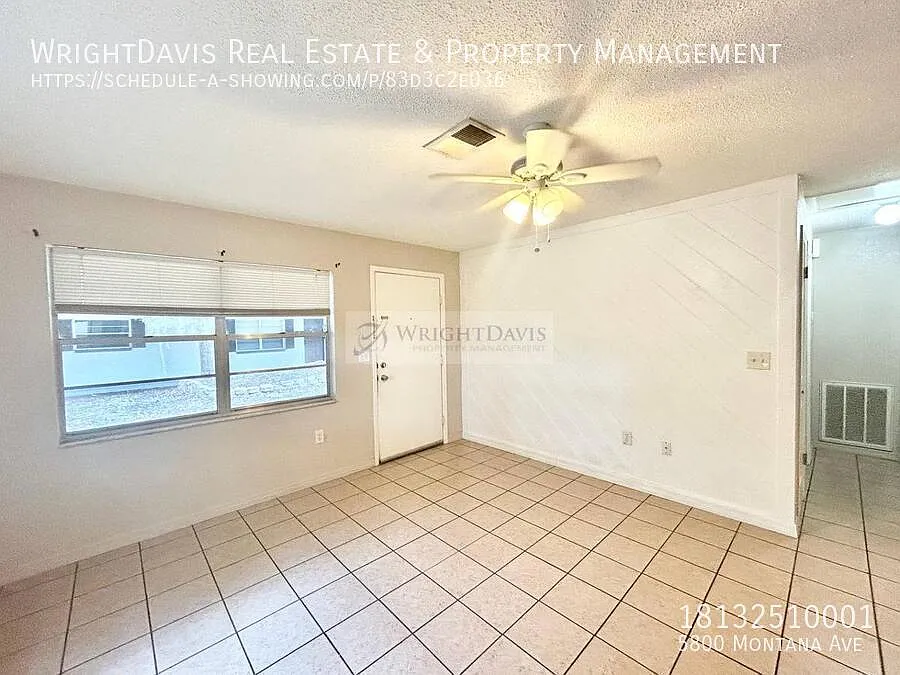 Charming 2 Bed/1 Bath Duplex Apartment — Photo 4