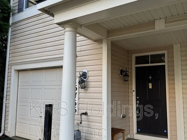 16766 Blackjack Oak Ln, Woodbridge, VA 22191