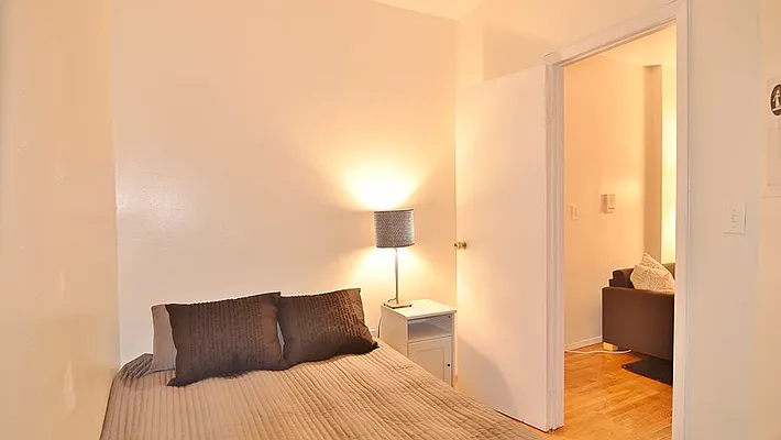 Rented by Park Property Advisors | media 12