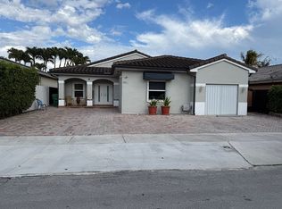 6931 SW 159th Pl, Miami, FL 33193