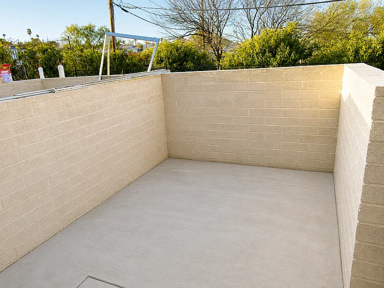 2010 E Sweetwater Ave._SP&Family LLC — Photo 14