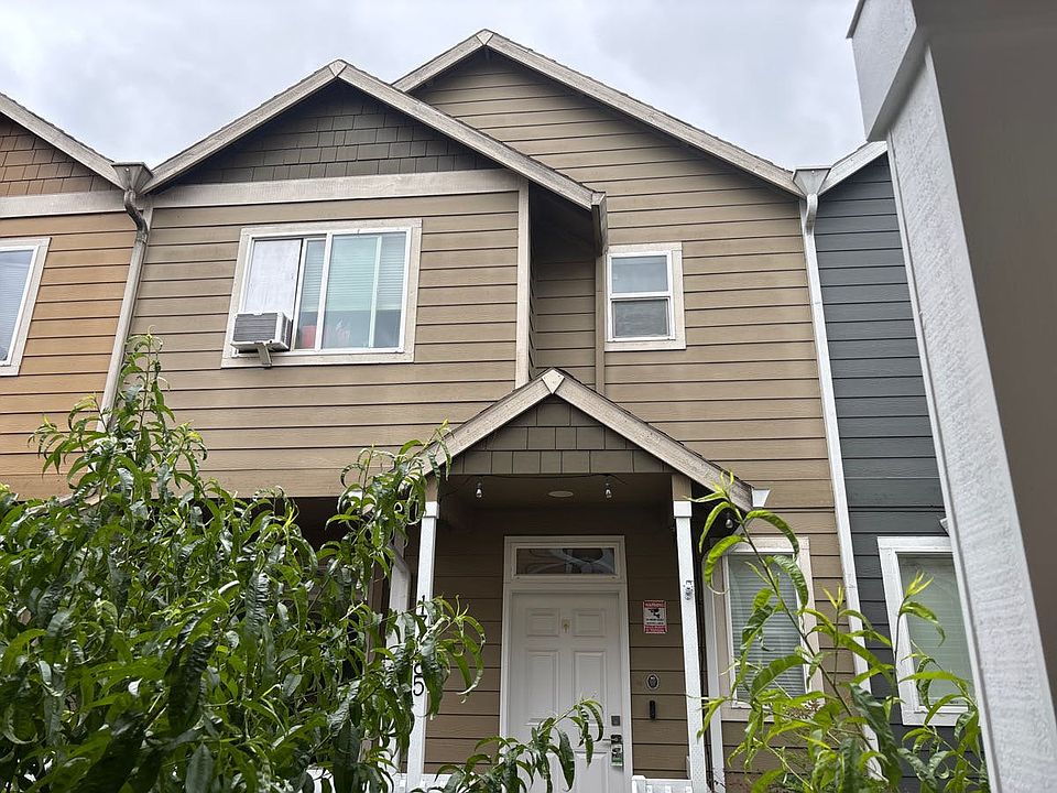 1st image of 17385 SW Carson Ct