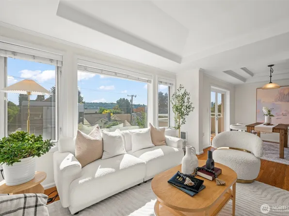2167 Dexter Avenue N #402, Seattle, WA 98109