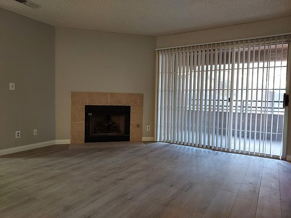2200 South Fort Apache Road #2154 - Living Room