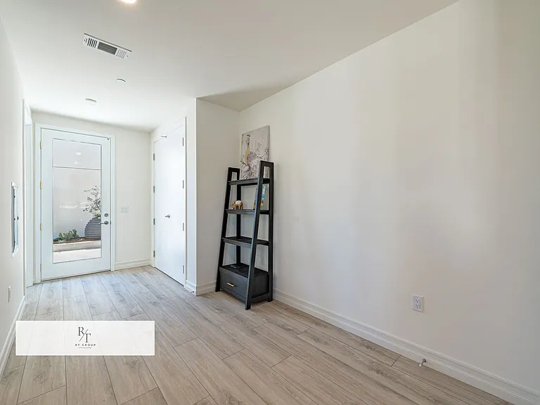 Whitmore Villas 160 — Photo 36
