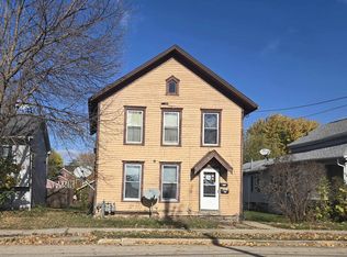 538 Ceape Ave, Oshkosh, WI 54901