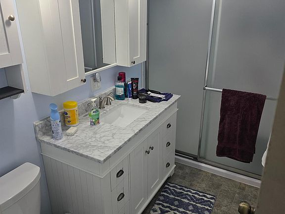 5th image of 2802 N Bayview Ln